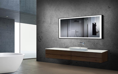 The Sleek Elegance of a Bathroom Mirror with an Aluminium Frame